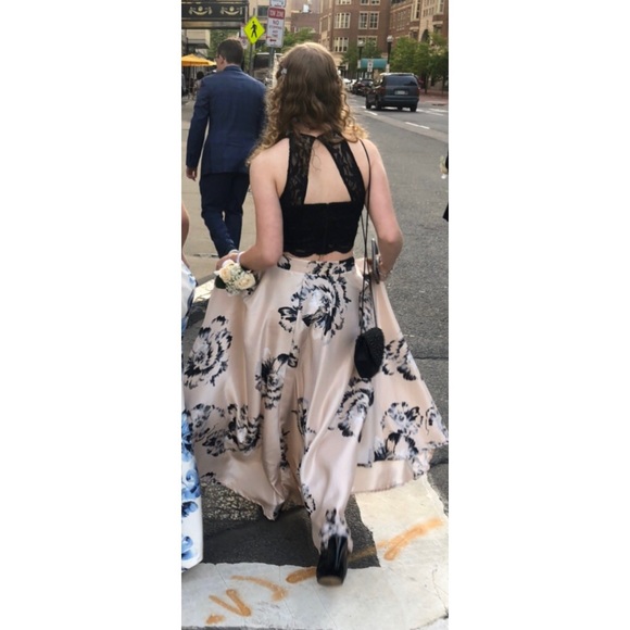 Two Piece Black Lace and Floral Prom Dress Windsor - Picture 2 of 8